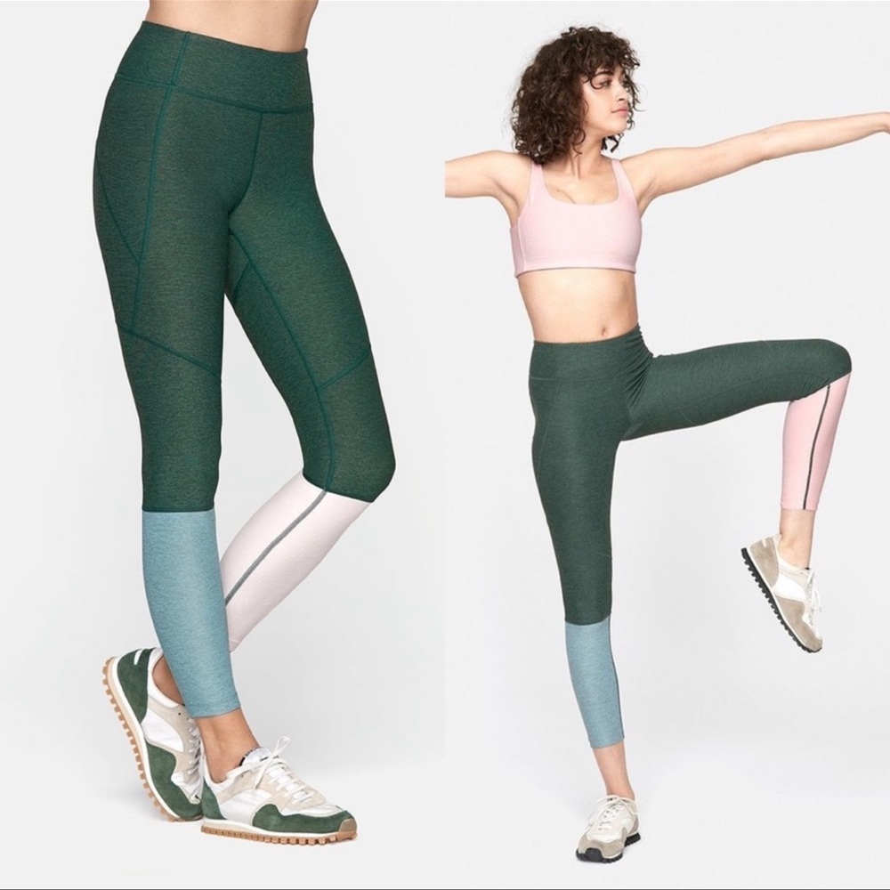 Outdoor Voices Hunter Green Dipped 7/8 Warmup Leggings Size Small